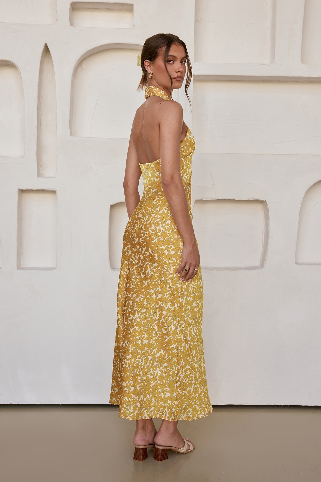 Damen Maxikleid mit Neckholder und Blumendruck Jully