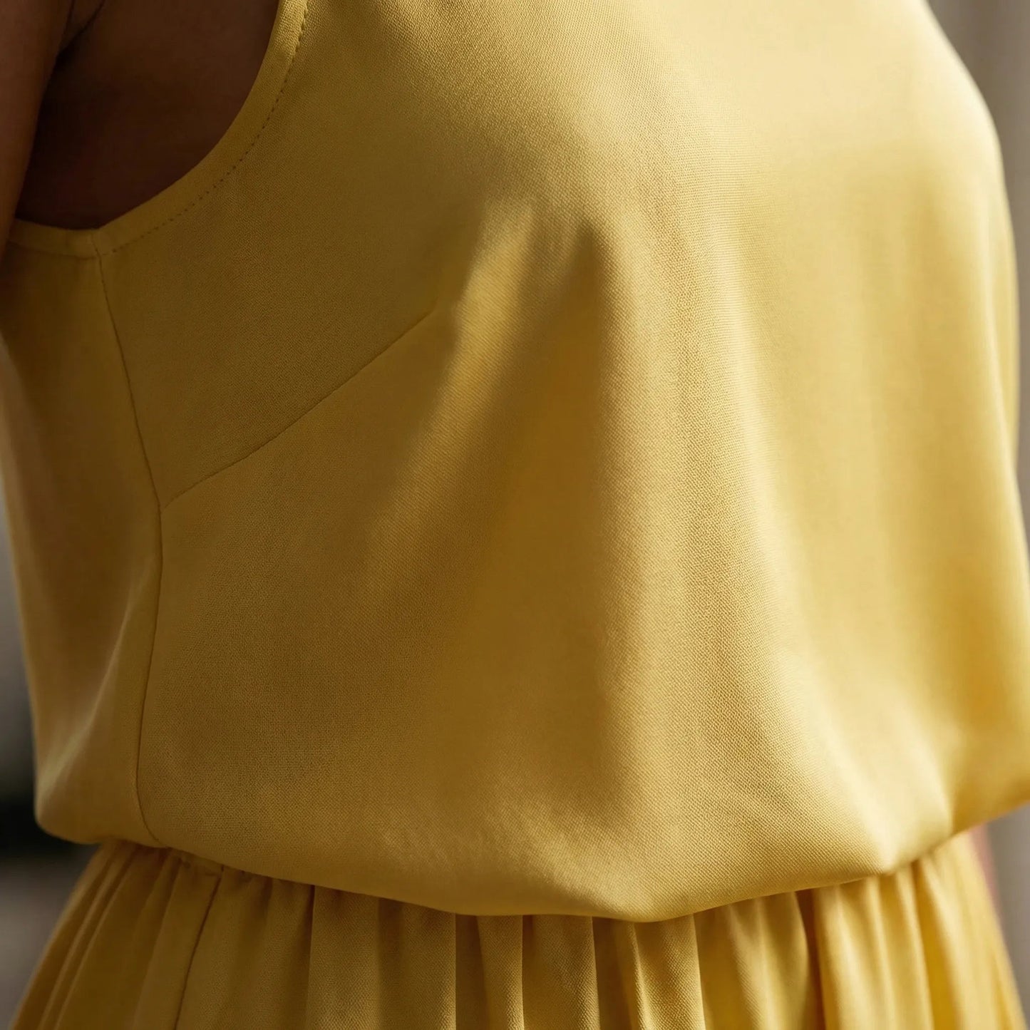 Damen Maxikleid mit Seitenschlitz aus leichtem Material Jully