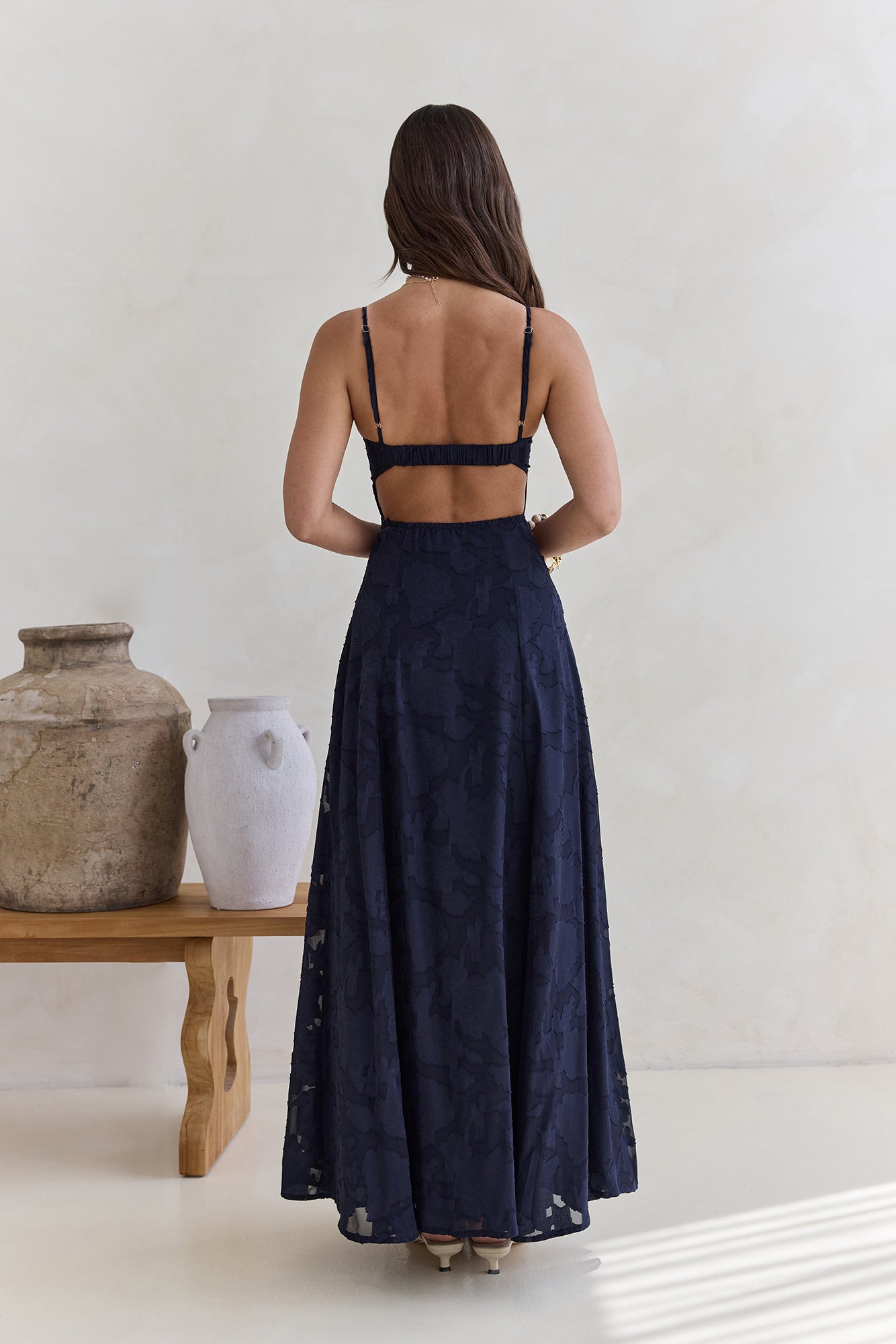 Damen Maxikleid mit V-Ausschnitt in Marineblau Jully
