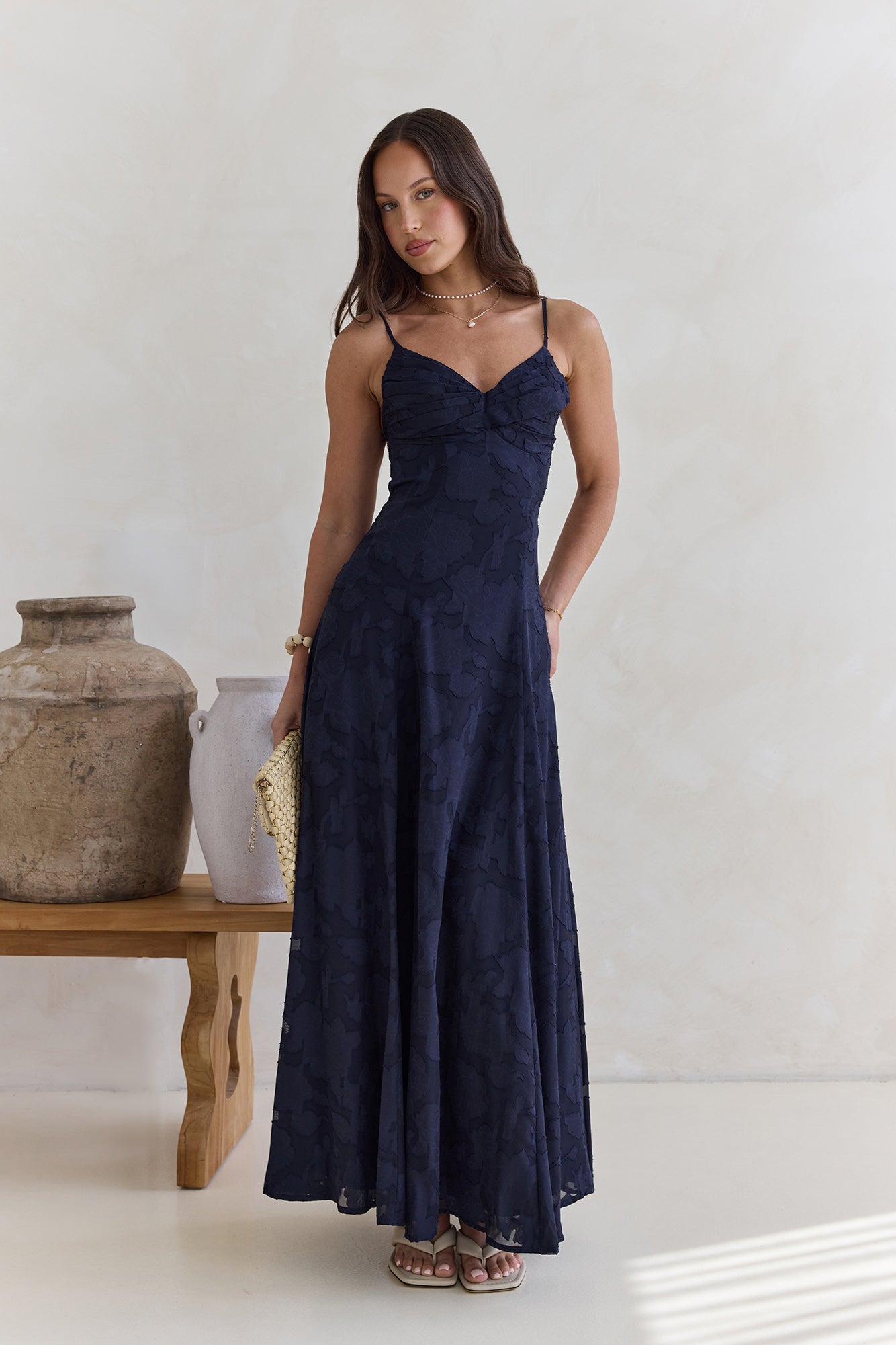 Damen Maxikleid mit V-Ausschnitt in Marineblau Jully