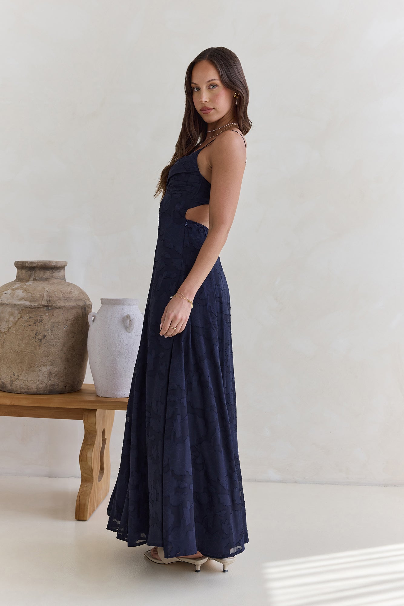 Damen Maxikleid mit V-Ausschnitt in Marineblau Jully