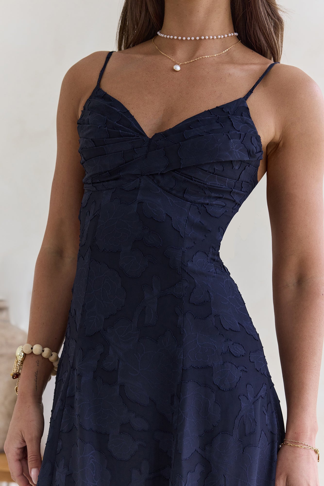 Damen Maxikleid mit V-Ausschnitt in Marineblau Jully