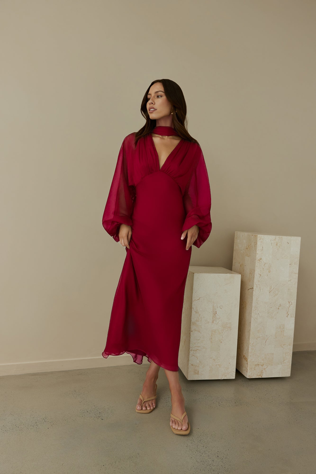 Damen Maxikleid mit V-Ausschnitt und Ballonärmeln Jully
