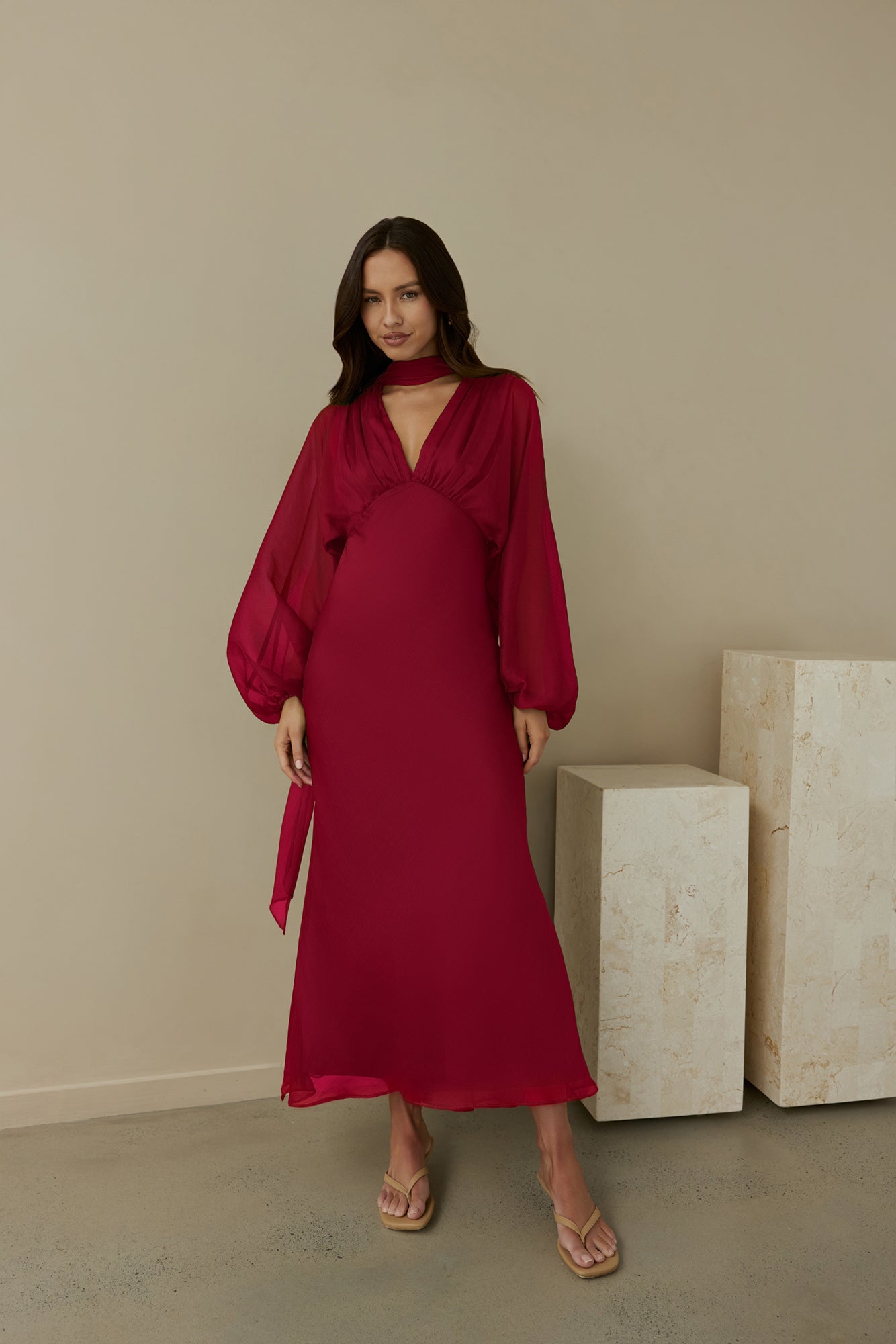 Damen Maxikleid mit V-Ausschnitt und Ballonärmeln Jully