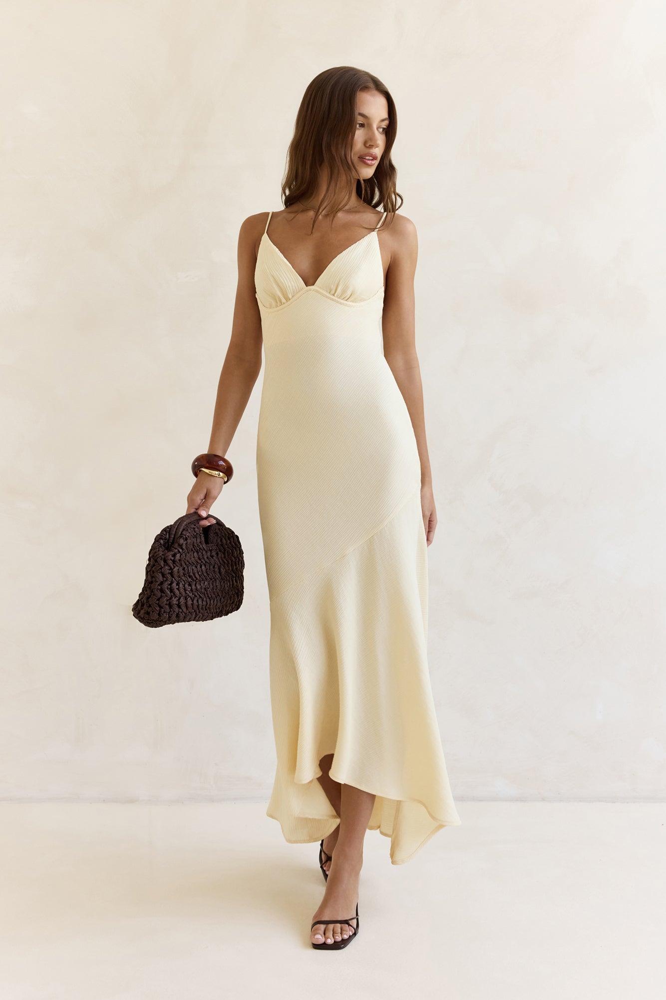 Damen Maxikleid mit V-Ausschnitt und asymmetrischem Saum Jully
