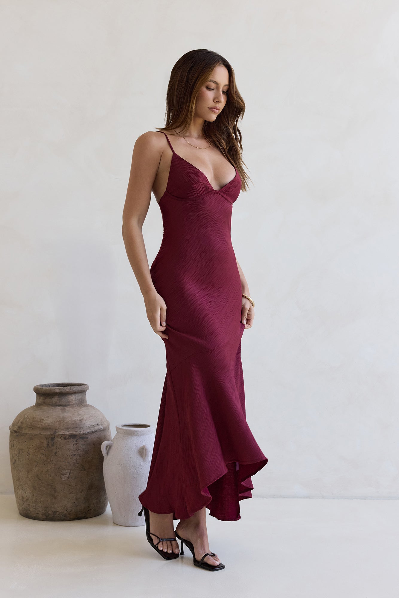 Damen Maxikleid mit V-Ausschnitt und asymmetrischem Saum Jully