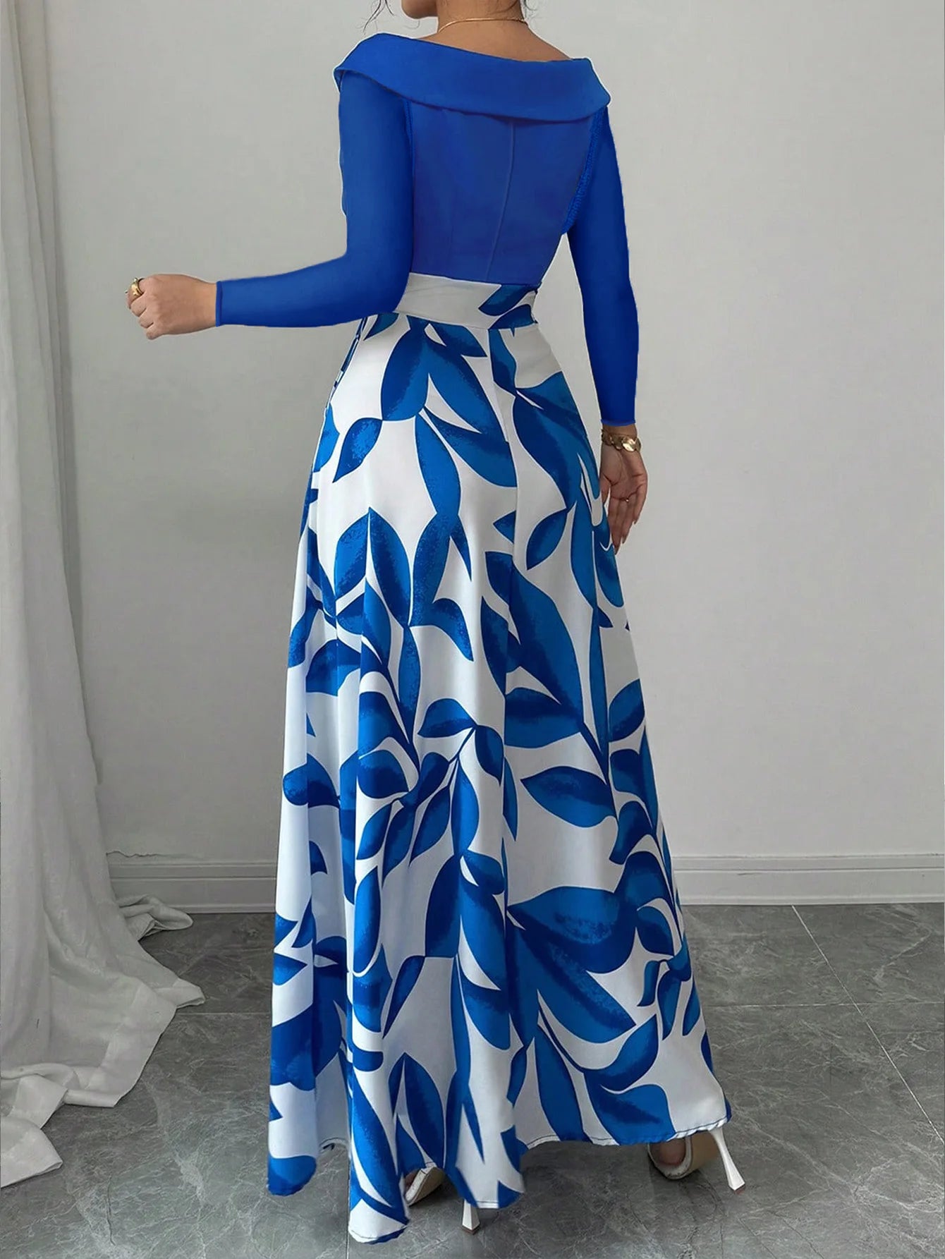 Damen Maxikleid mit asymmetrischem Ausschnitt und Blumenmuster Jully