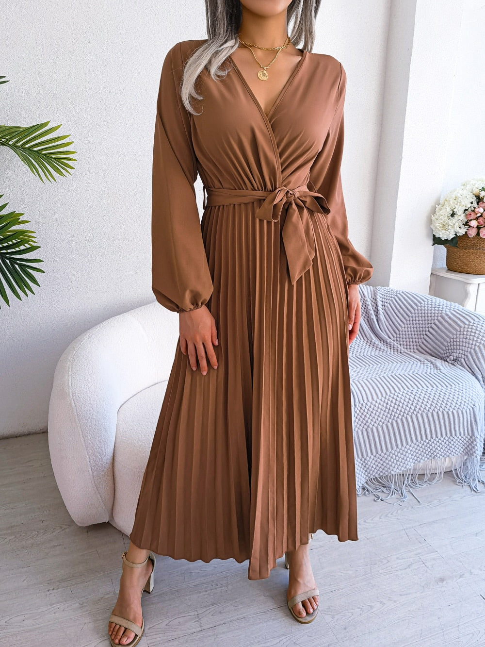 Damen Maxikleid mit plissiertem Rock und Laternenärmeln Jully