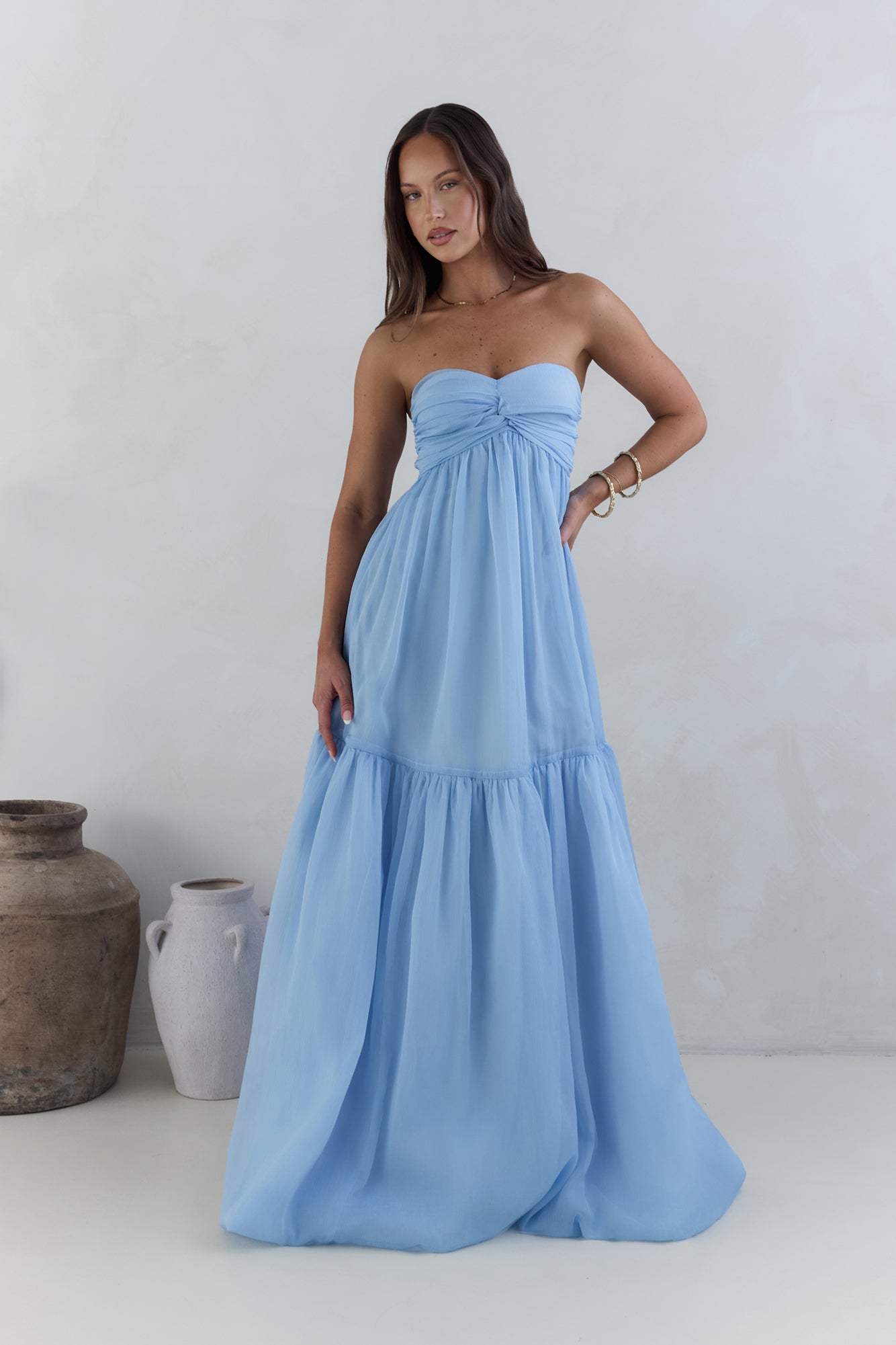 Damen Maxikleid mit trägerlosem Design in Blau Jully