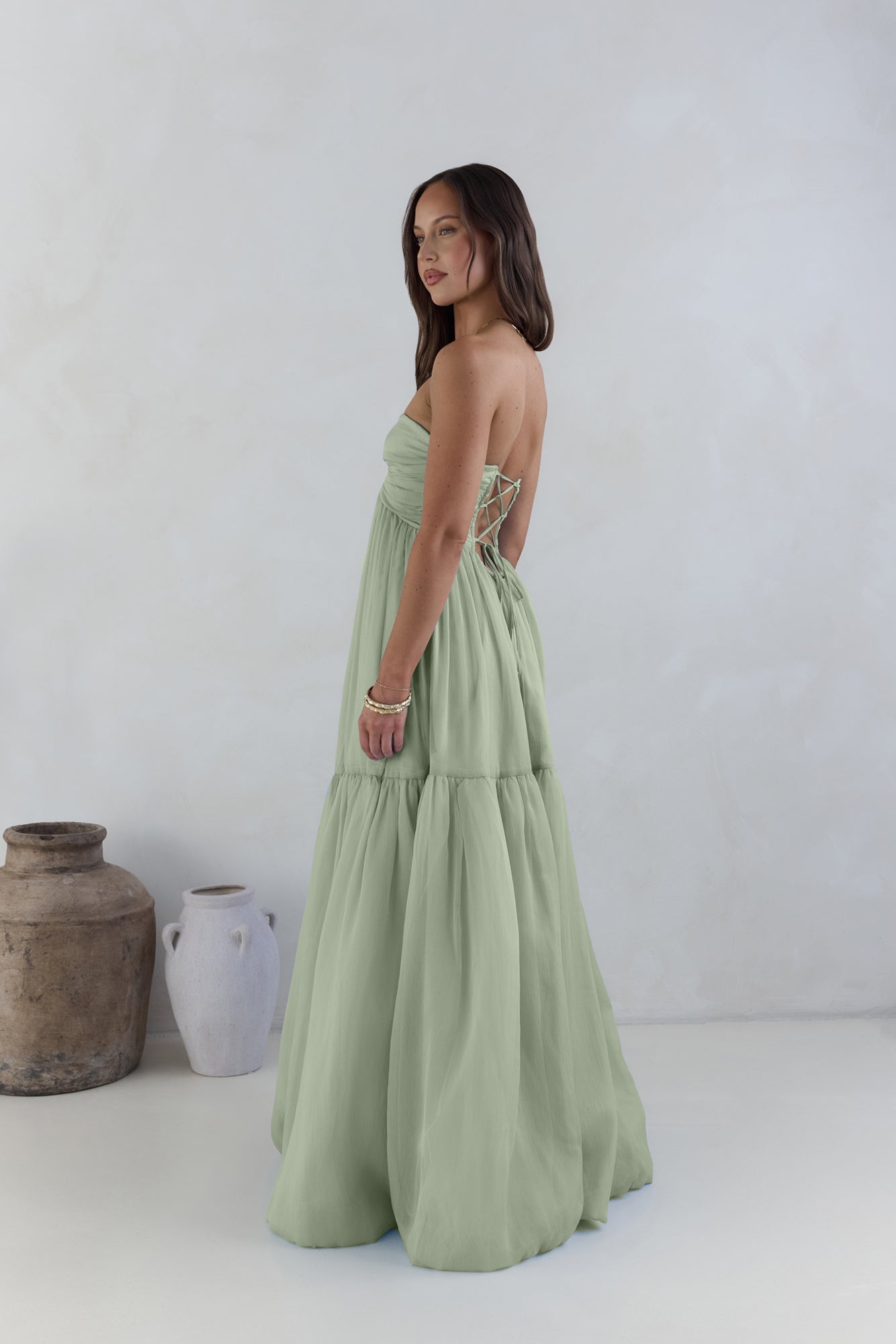 Damen Maxikleid mit trägerlosem Design in Salbei Jully