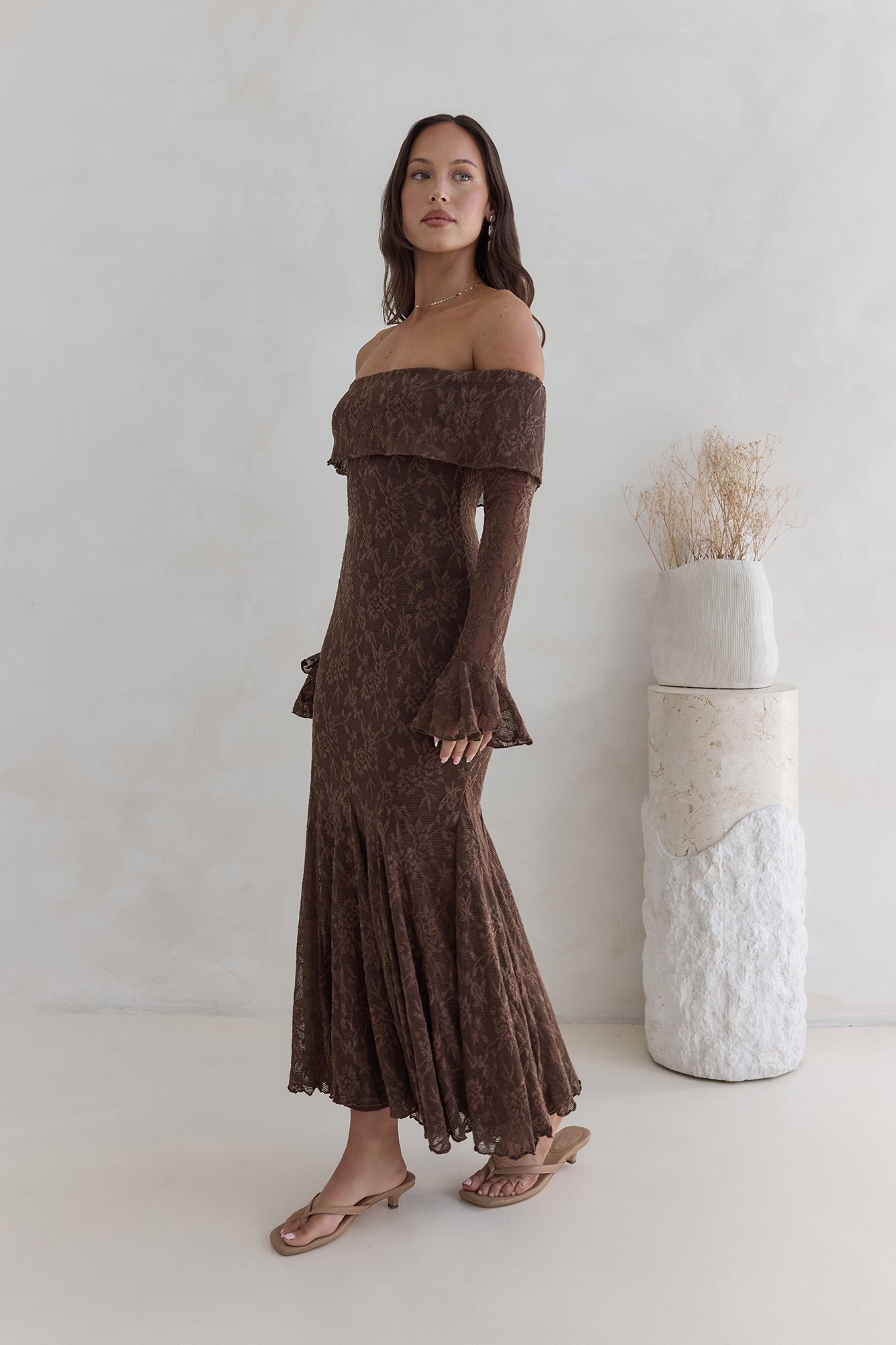 Damen Maxikleid schulterfrei mit langen Ärmeln Jully