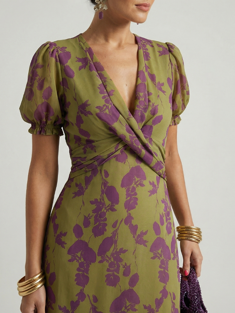Damen Midikleid mit Blumenmuster und schmeichelndem Schnitt Jully