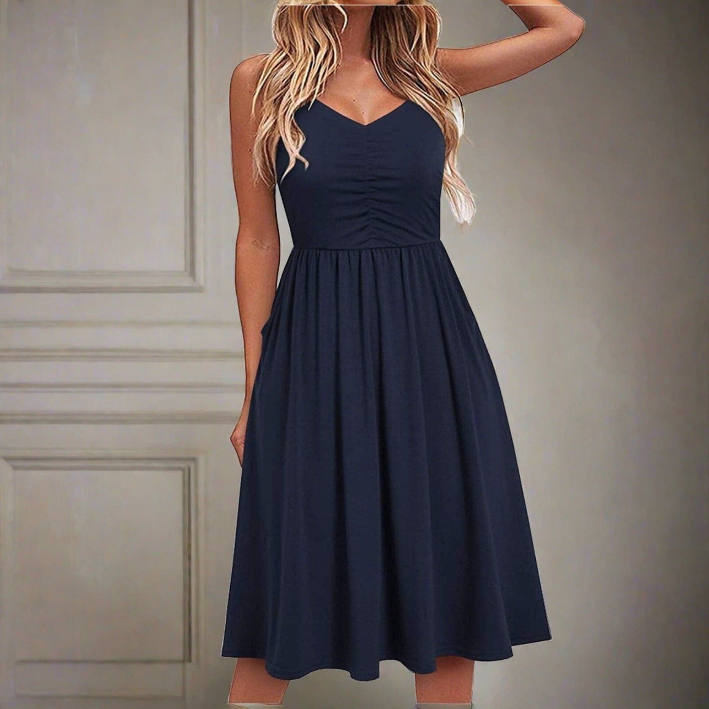 Damen Midikleid mit V-Ausschnitt aus leichtem Stoff Jully