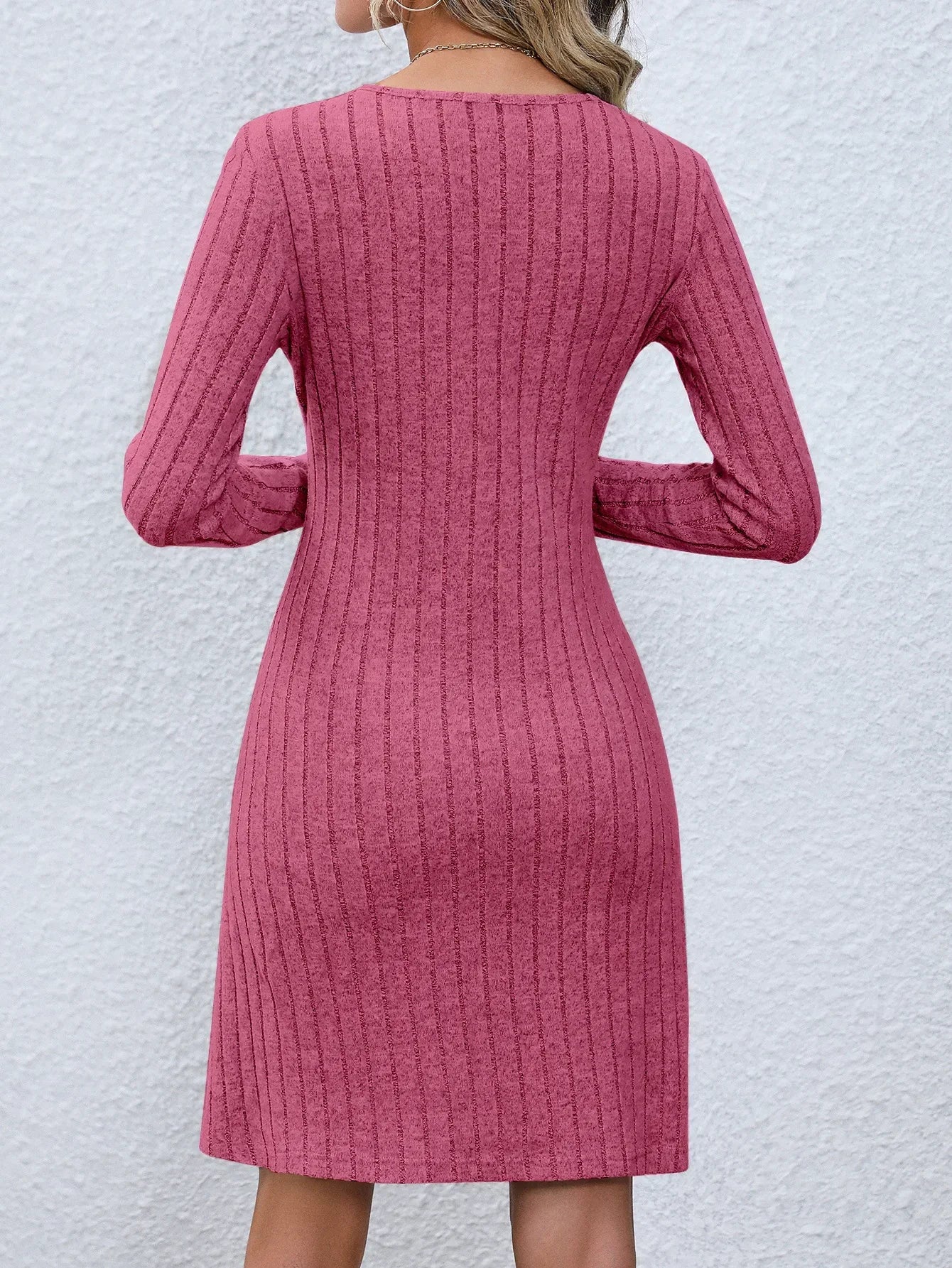Damen Mini Kleid mit Rippenstrick und langen Ärmeln Jully