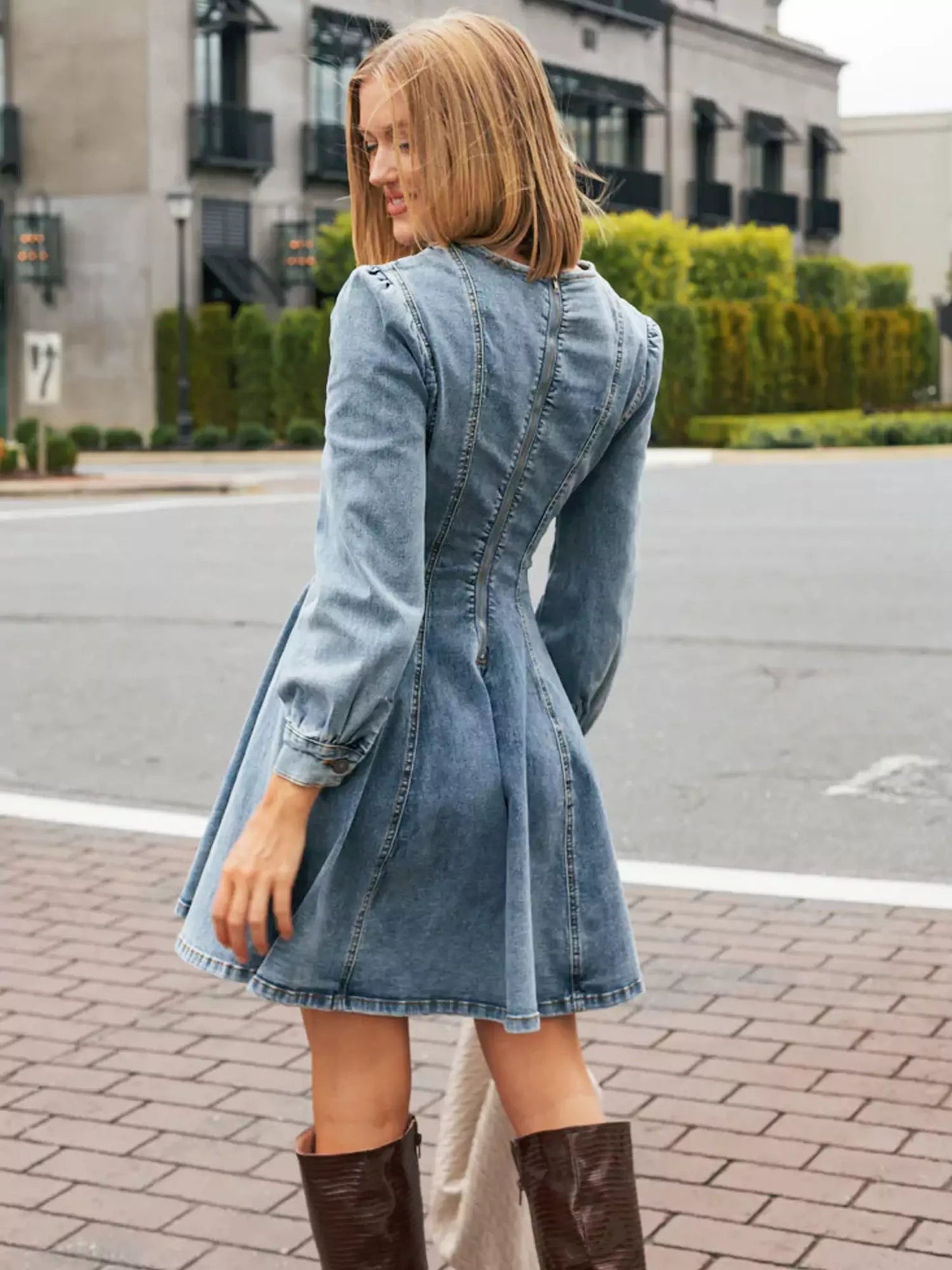 Damen Minikleid aus Denim mit ausgestelltem Schnitt Jully