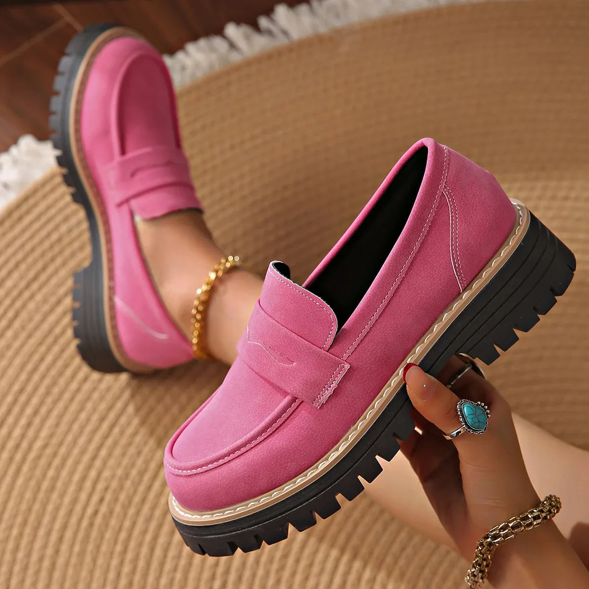 Damen Penny Loafer aus schwarzem Leder mit flachem Absatz Jully