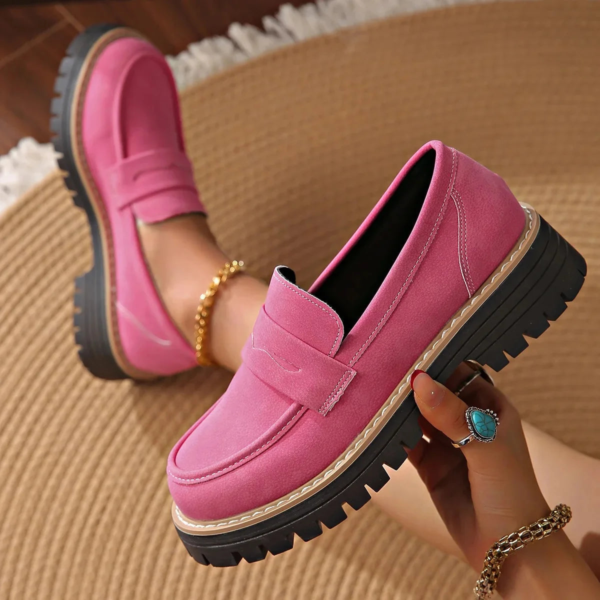 Damen Penny Loafer aus schwarzem Leder mit flachem Absatz Jully