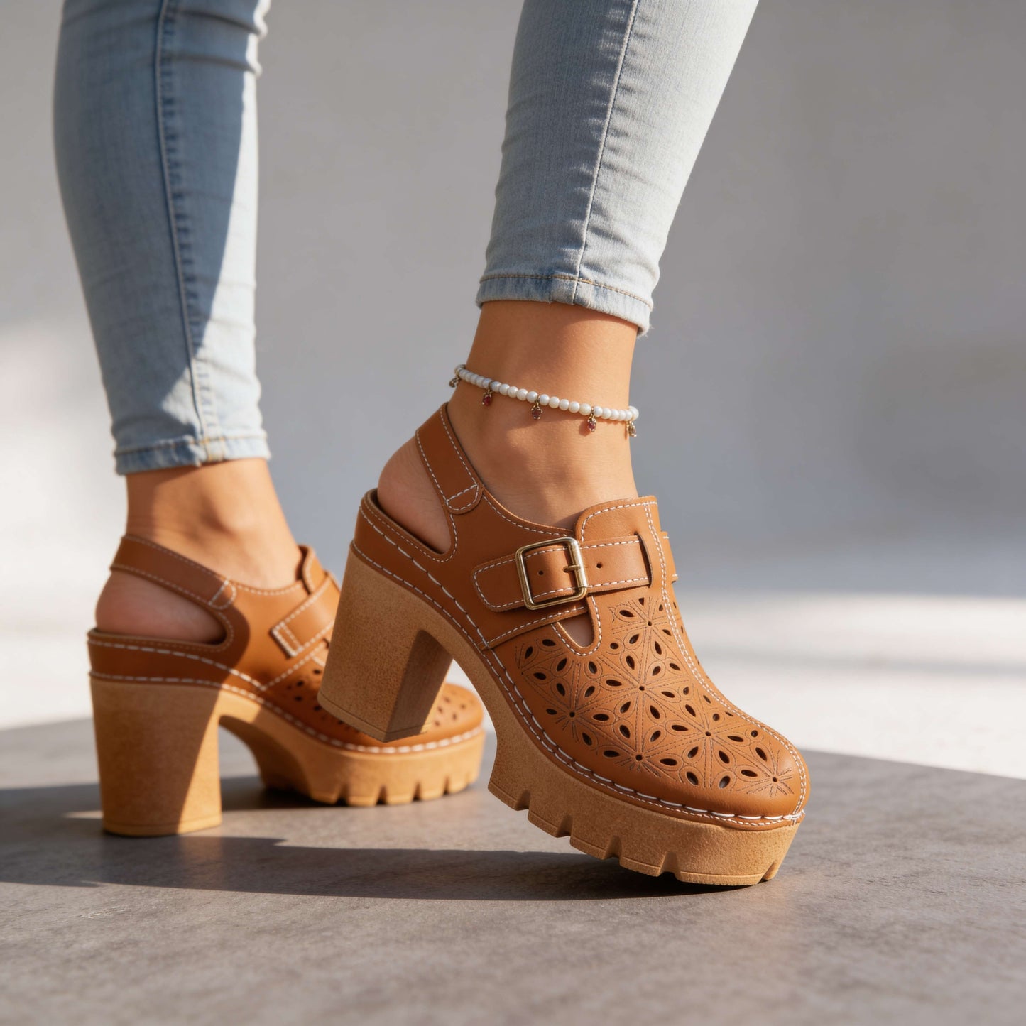 Damen Plateau-Clogs mit Verstellbarem Schnallenriemen Jully