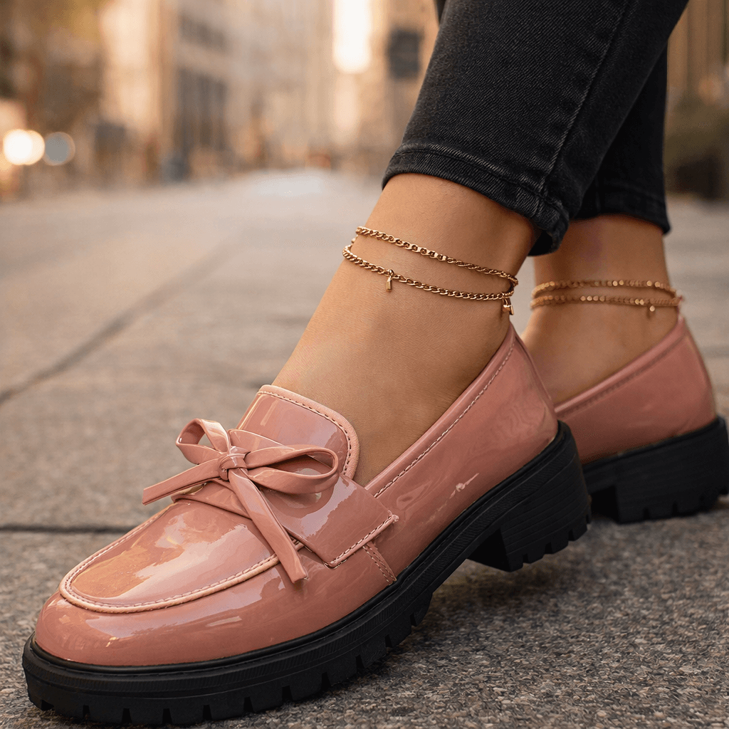 Damen Plateau-Loafer aus Hochglanzleder mit Schleifendetail Jully