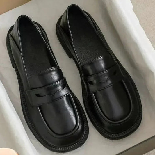 Damen Plateau-Loafer aus schwarzem Leder mit hohem Tragekomfort Jully