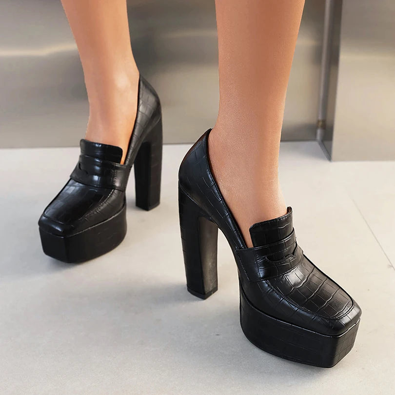 Damen Plateau-Loafer aus veganem Leder mit Krokoprägung Jully