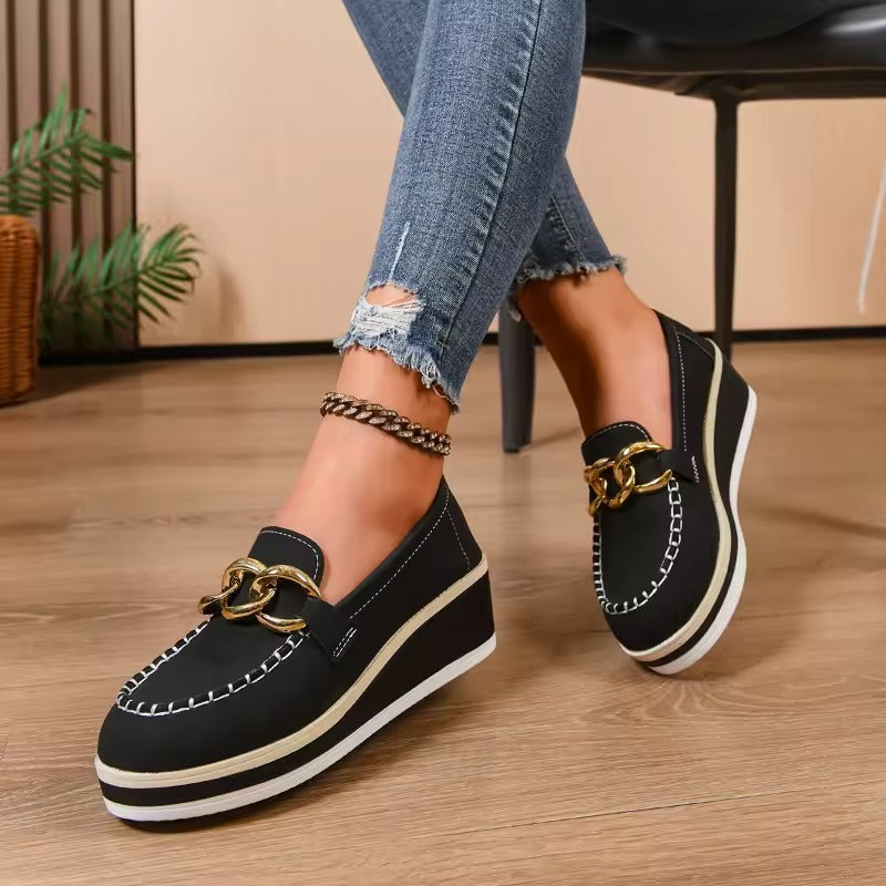 Damen Plateau-Loafer mit Goldkettendetail Jully