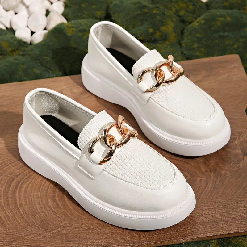 Damen Plateau-Loafer mit Kettendetail Jully