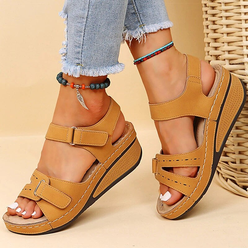 Damen Plateausandalen mit Klettverschluss für den Sommer Jully