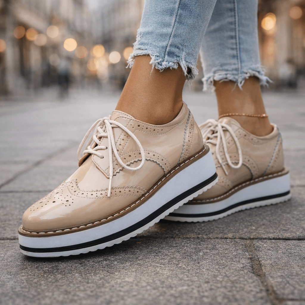 Damen Plateauschuhe aus Leder mit Brogue-Details Jully