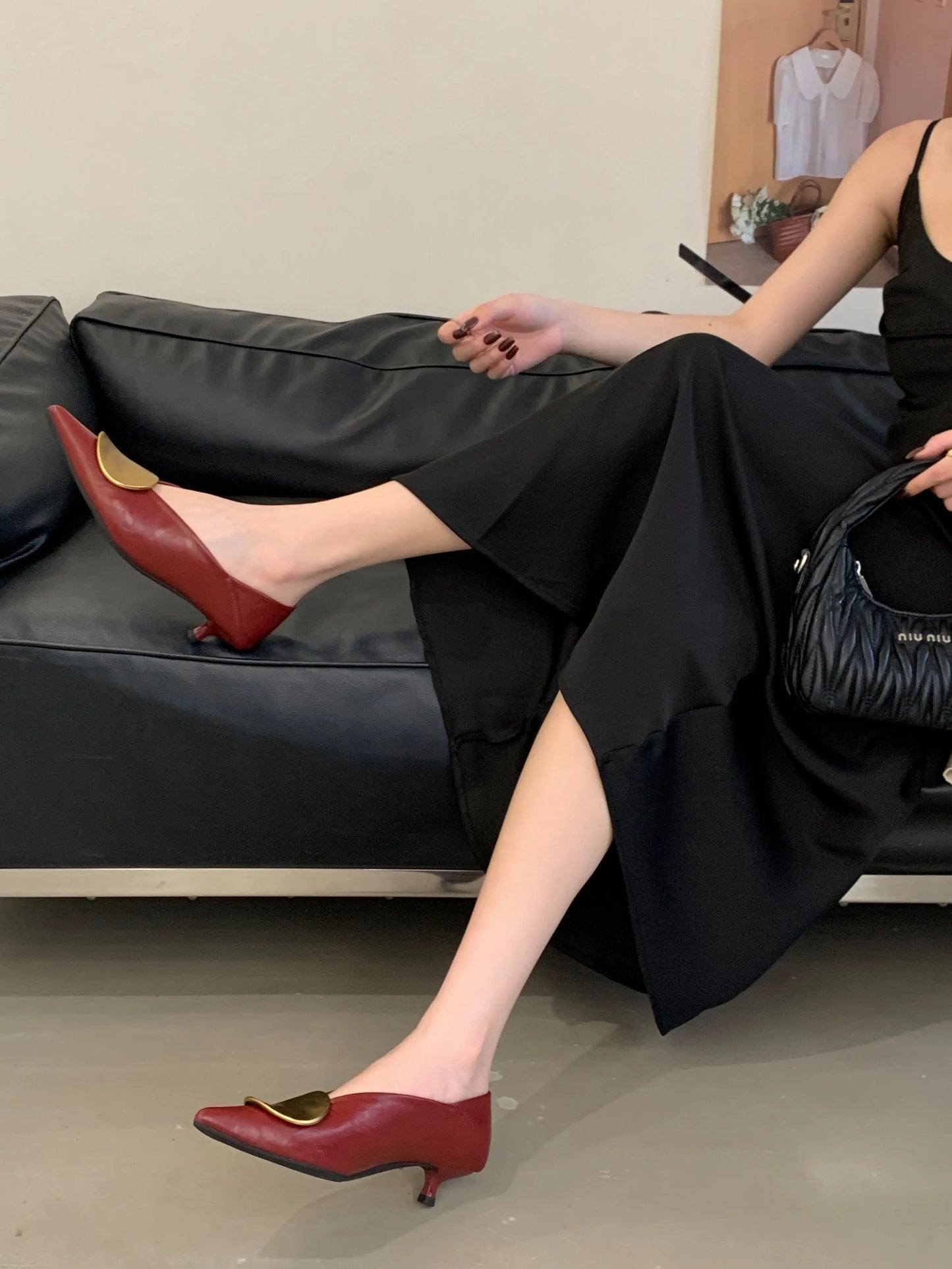 Damen Pumps mit Metallscheibendetail Jully