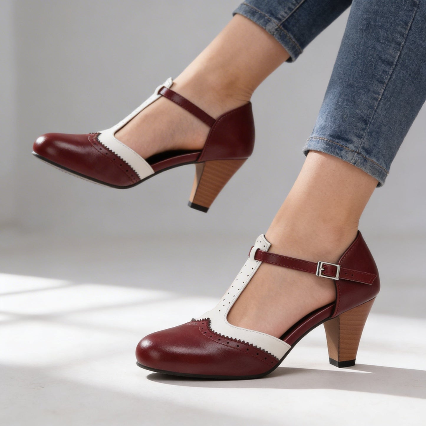 Damen Pumps schwarz mit T-Riemen und Vintage-Look Jully