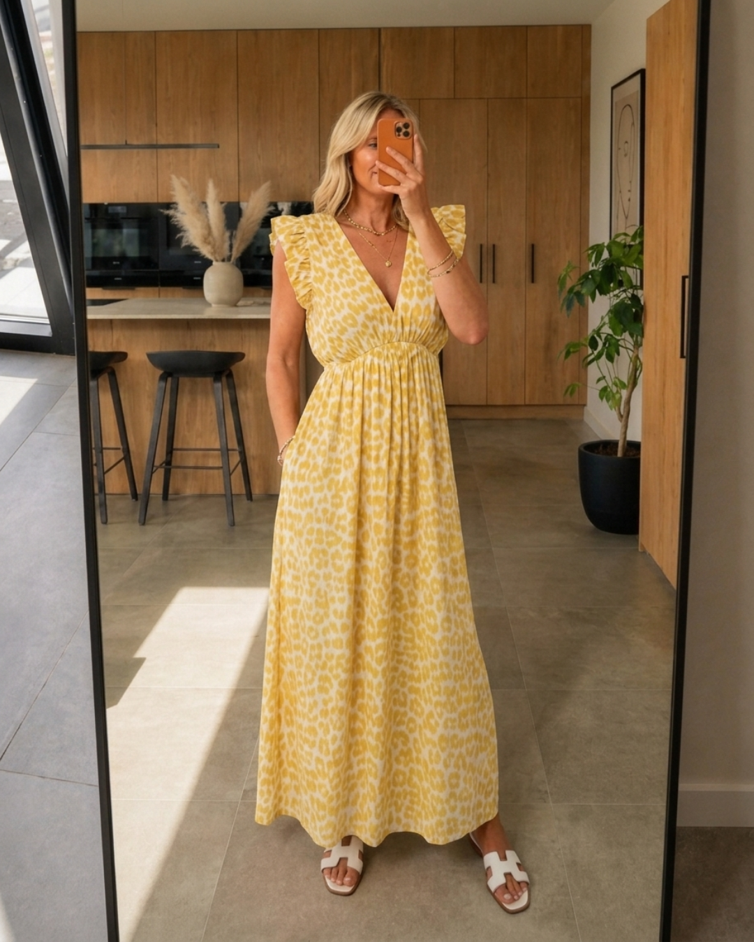 Damen Rüschenkleid mit femininen Details Jully