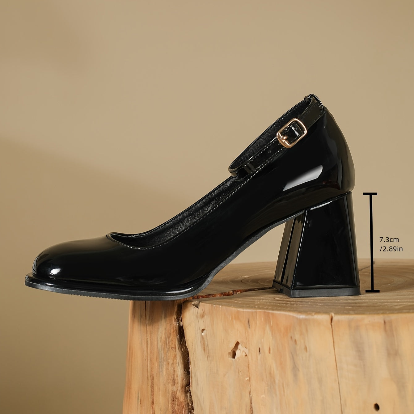 Damen Sandalen aus glänzendem Lackleder mit Blockabsatz Jully