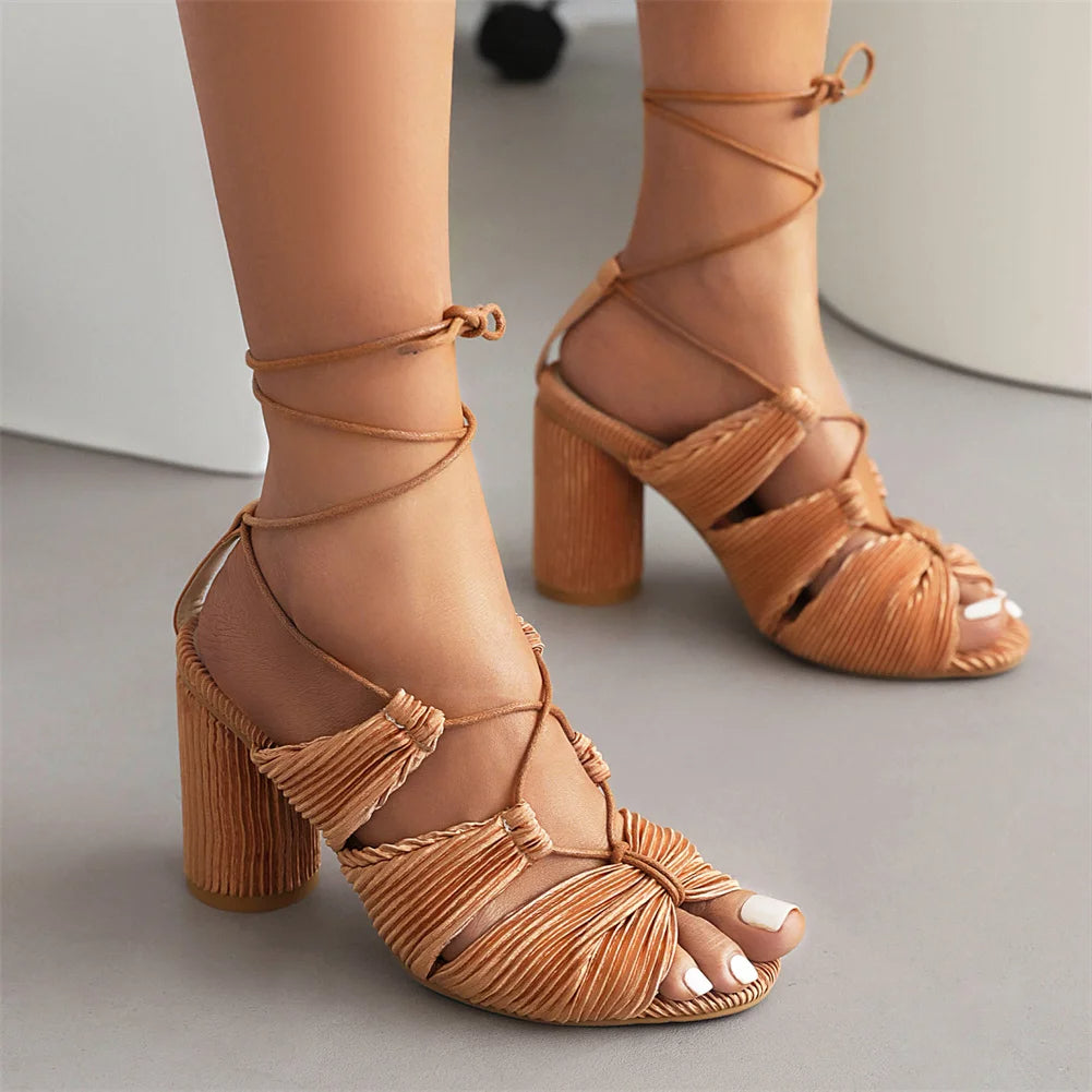 Damen Sandalen mit Knöchelbindung und Blockabsatz Jully