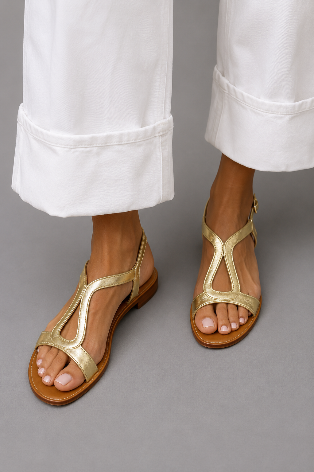 Damen Sandalen mit flacher Sohle für den Sommer Jully