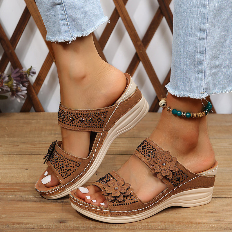 Damen Sandalen mit hohem Keilabsatz Jully