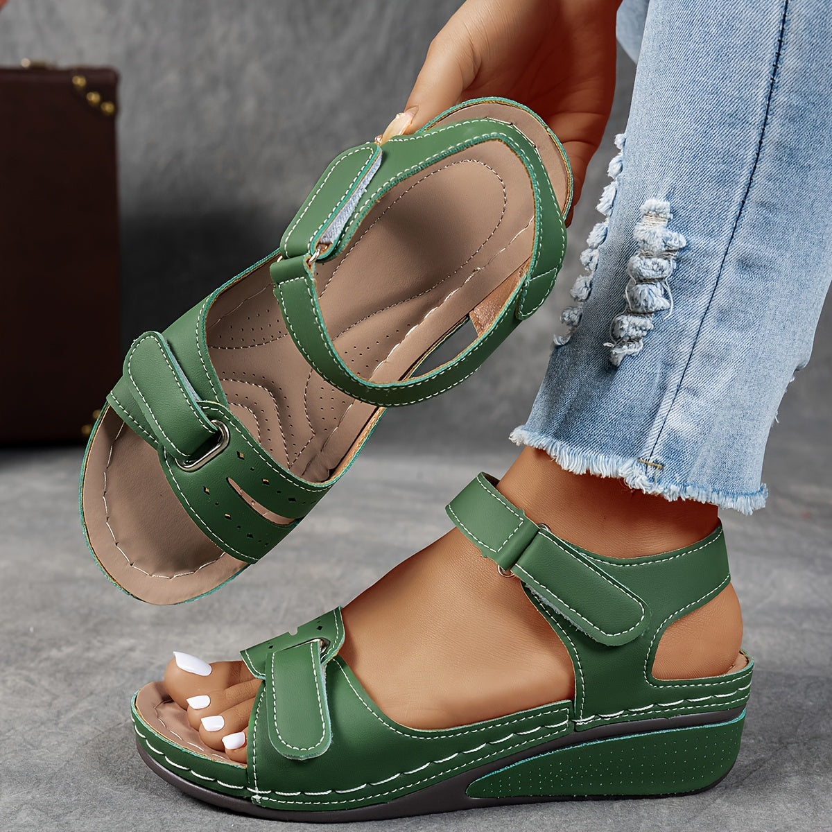 Damen Sandalen mit verstellbarem Klettverschluss Jully