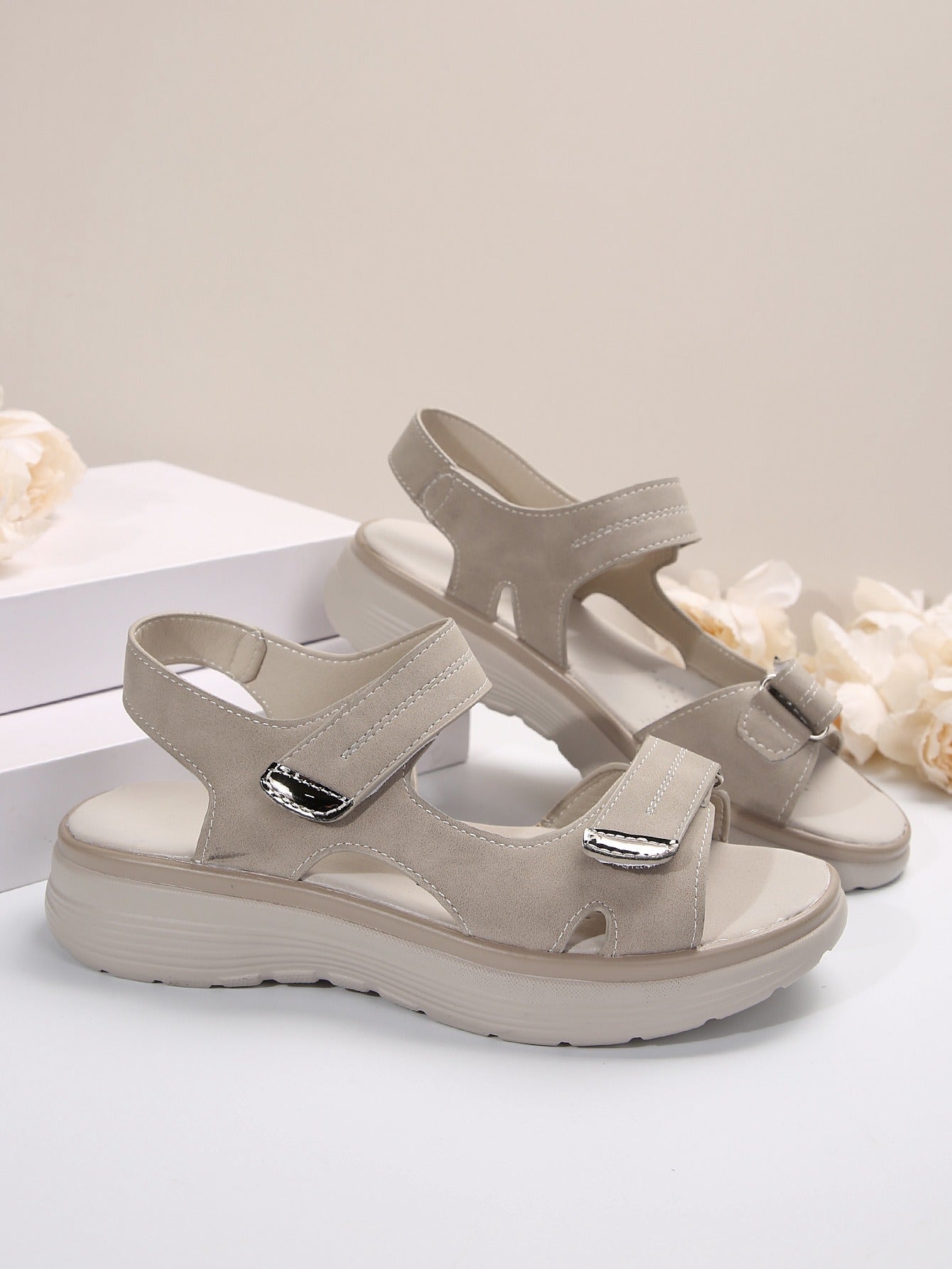 Damen Sandalen mit verstellbaren Riemen Jully
