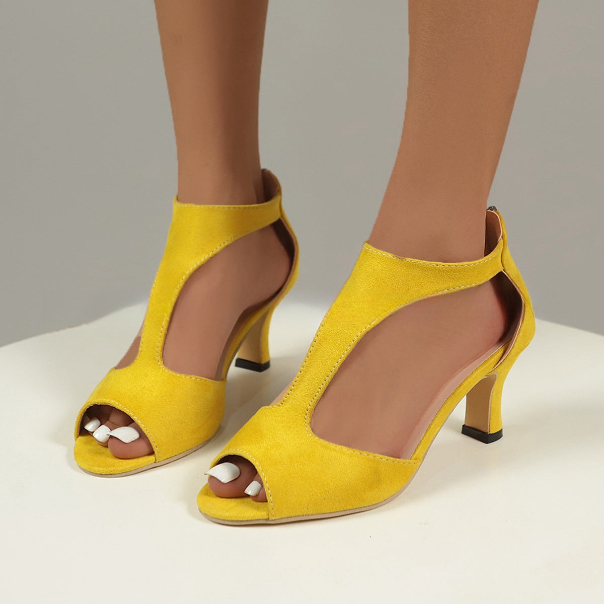 Damen Sandalen mit weicher Sohle und elegantem Design Jully