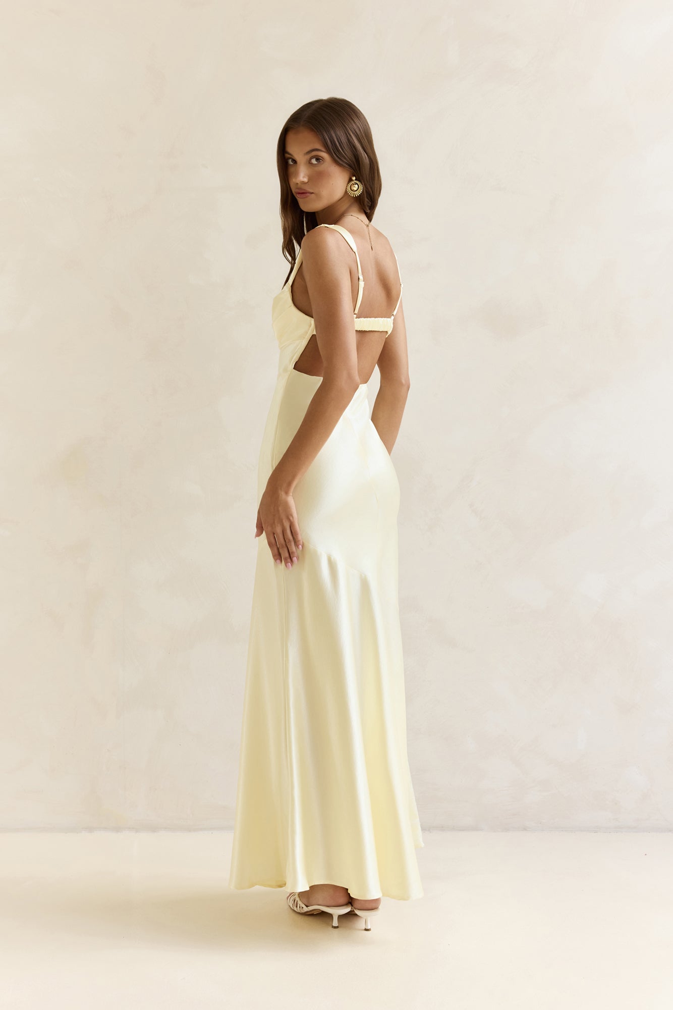 Damen Satin-Maxikleid mit rückenfreiem Design Jully