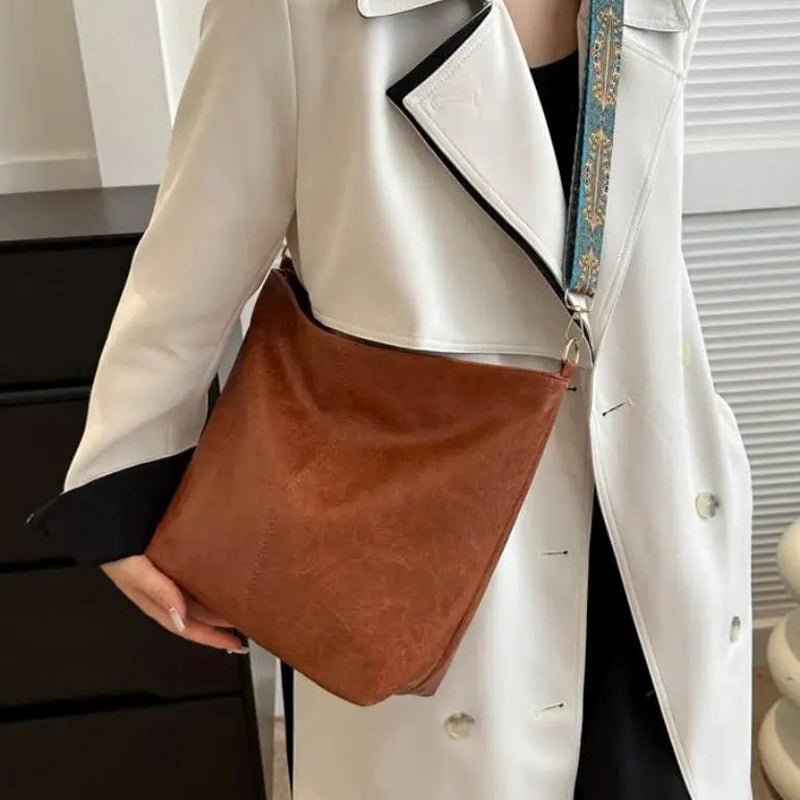 Damen Schultertasche aus PU mit Reißverschluss Jully