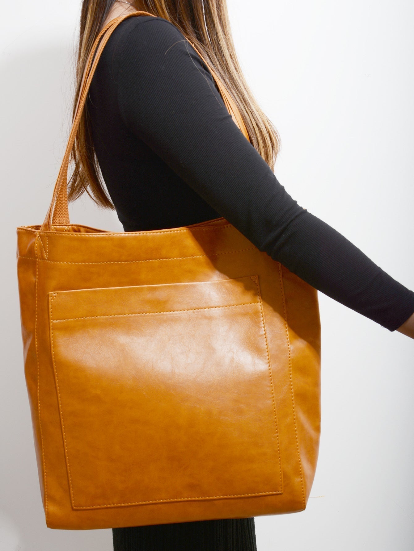 Damen Schultertasche aus veganem Leder Jully