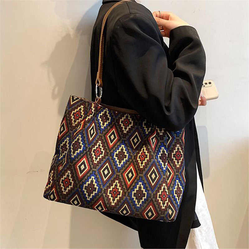 Damen Schultertasche im Ethno-Stil mit Reißverschluss Jully