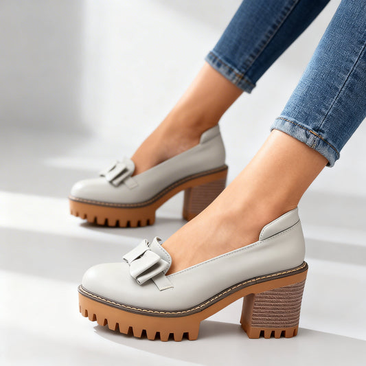 Damen Slipper aus Glattleder mit Plateausohle Jully