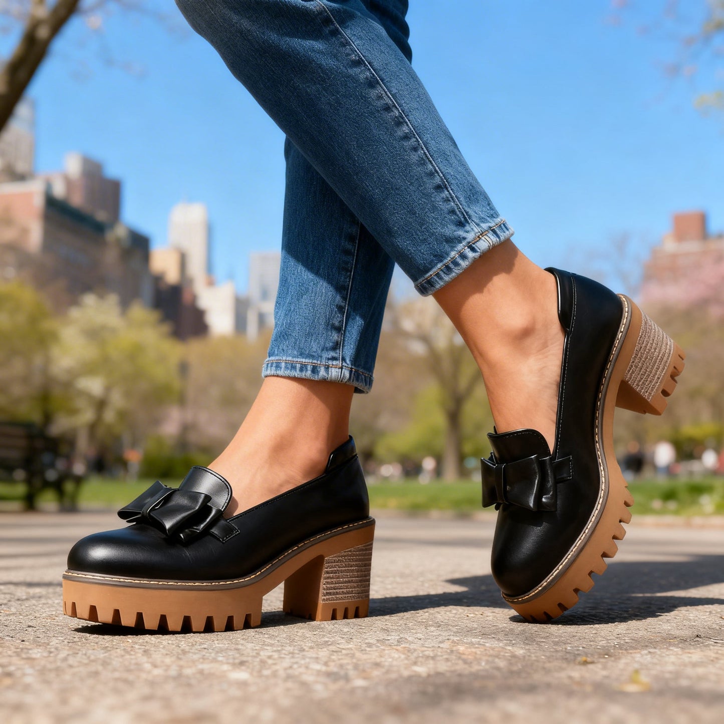 Damen Slipper aus Glattleder mit Plateausohle Jully