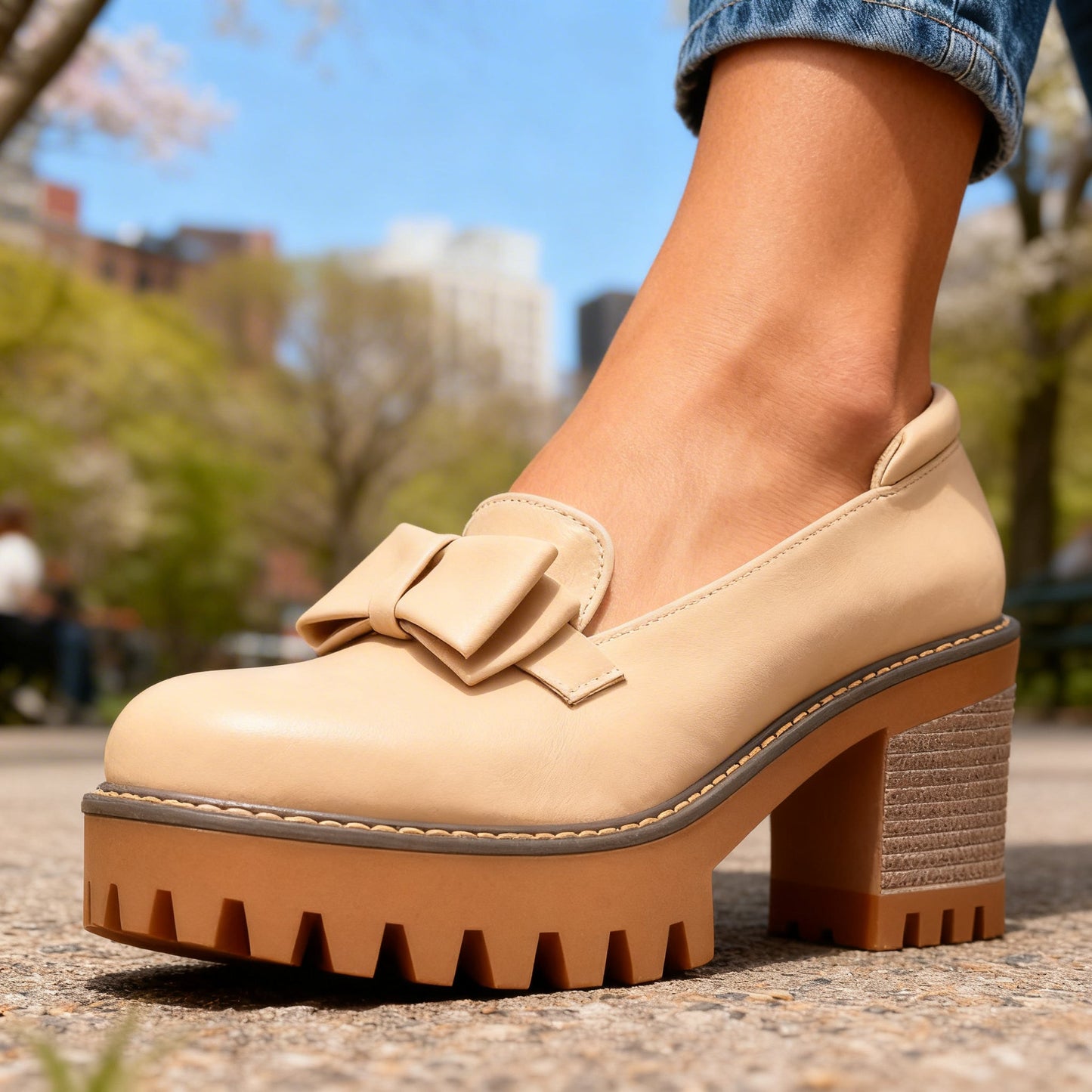 Damen Slipper aus Glattleder mit Plateausohle Jully