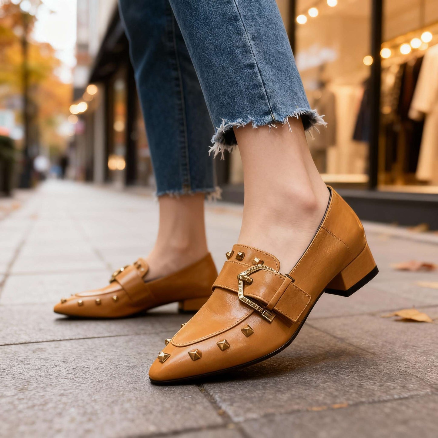 Damen Slipper aus veganem Leder mit Nieten Jully