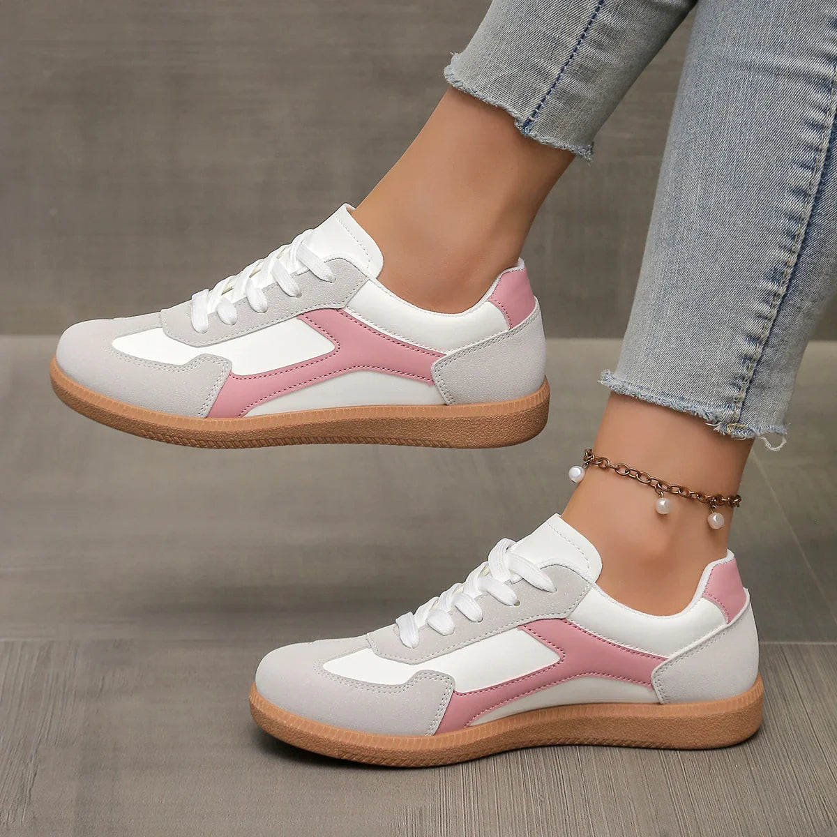 Damen Sneaker aus Leder mit gepolsterter Innensohle Jully