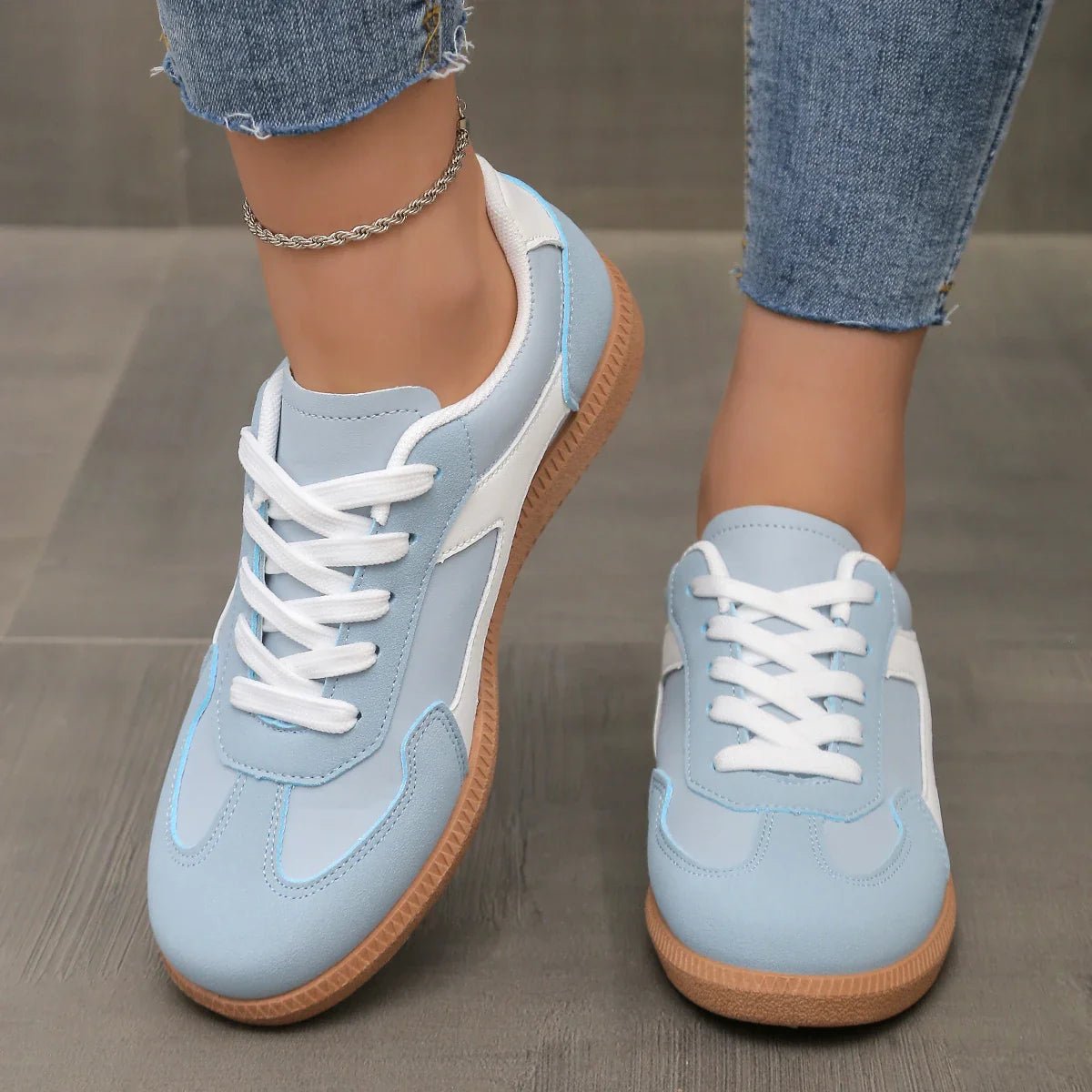 Damen Sneaker aus Leder mit gepolsterter Innensohle Jully