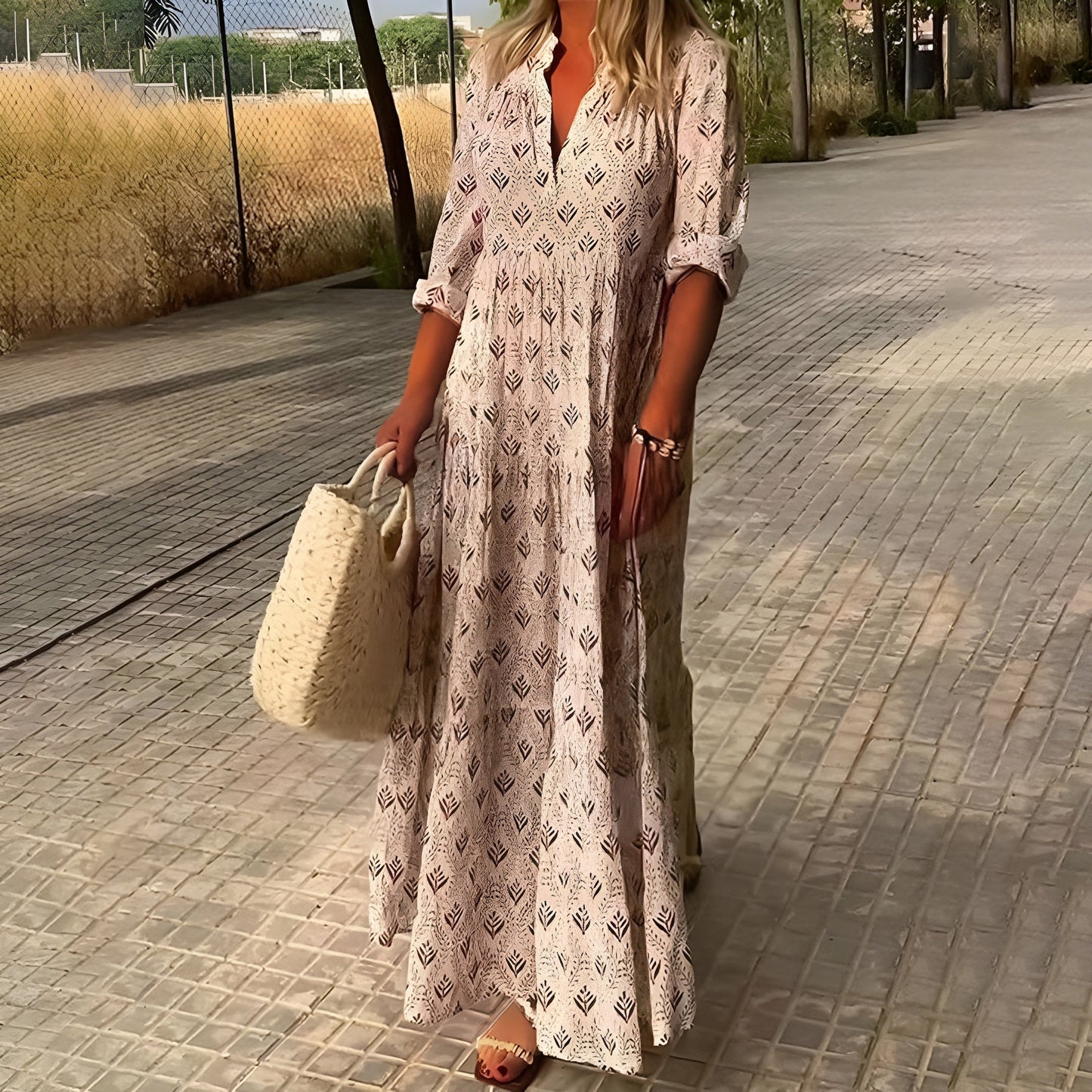 Damen Sommerkleid mit V-Ausschnitt aus leichtem Stoff Jully